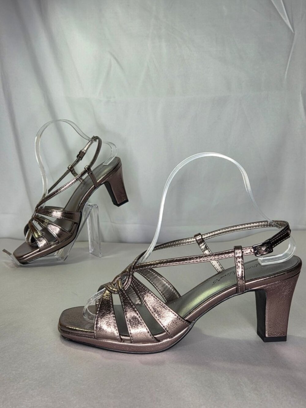 Easy Street Valorie Sqaure Toe Platform Sandals, Pewter Crinkled, Size: 7.5 W